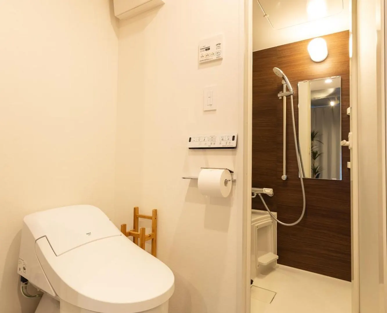 Dash Living Kagurazaka Tokyo Apartment