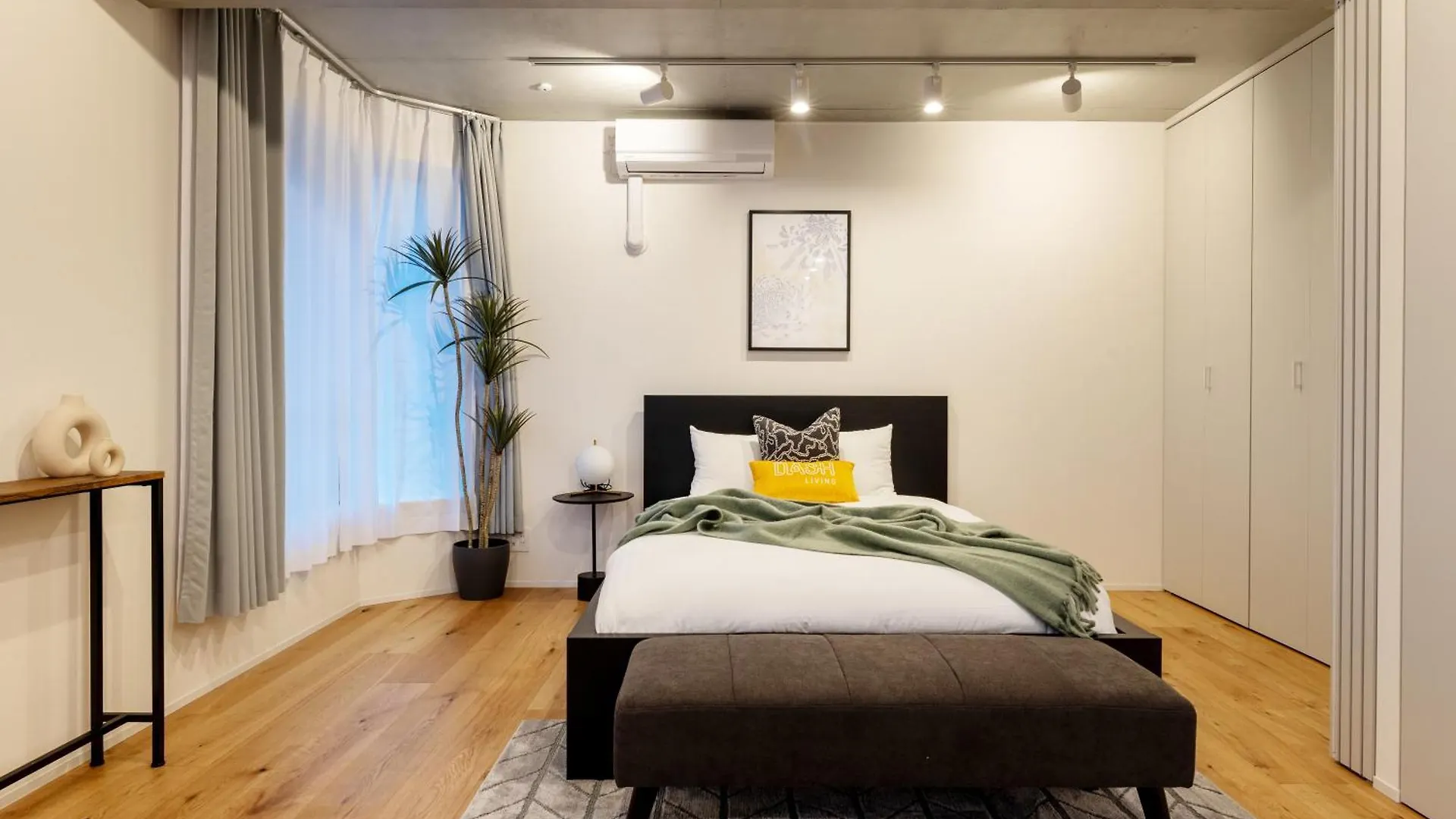 Dash Living Kagurazaka Tokyo Apartment