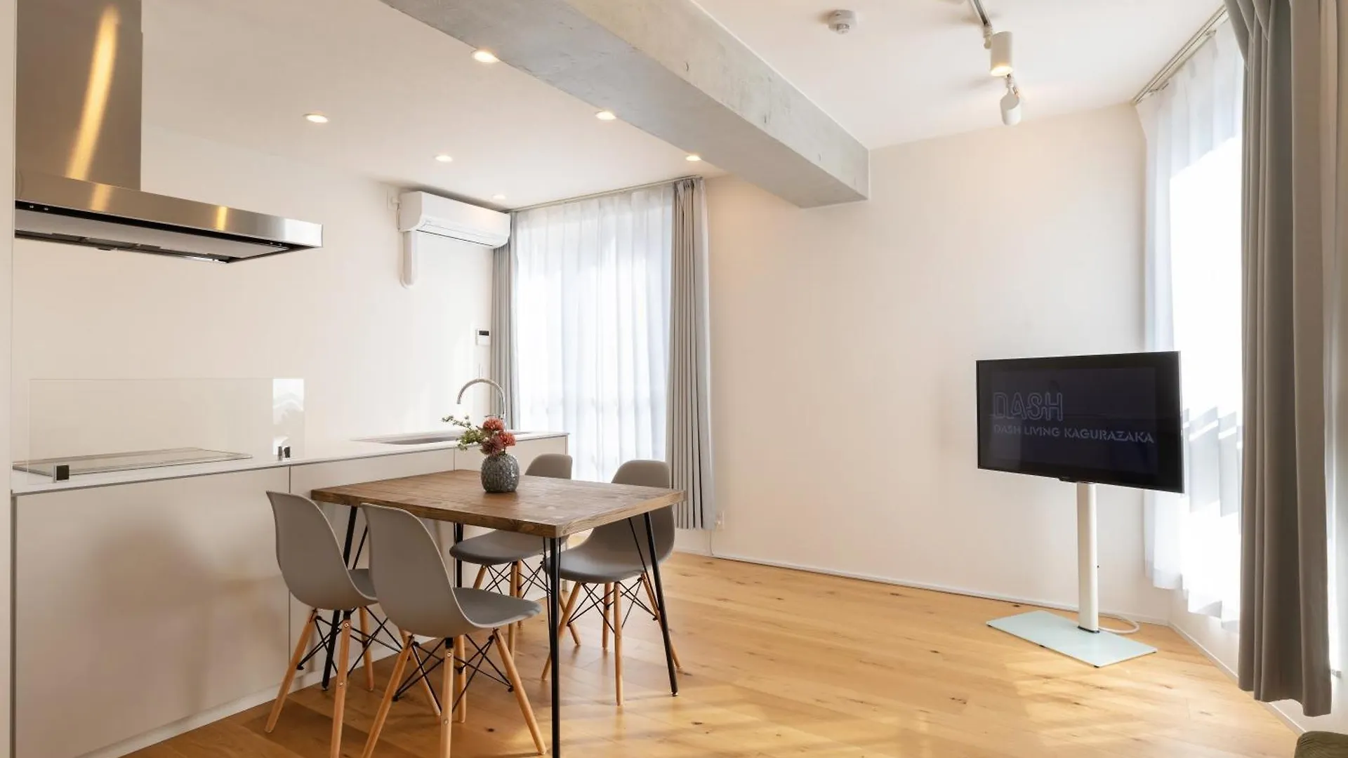 Apartment Dash Living Kagurazaka Tokyo