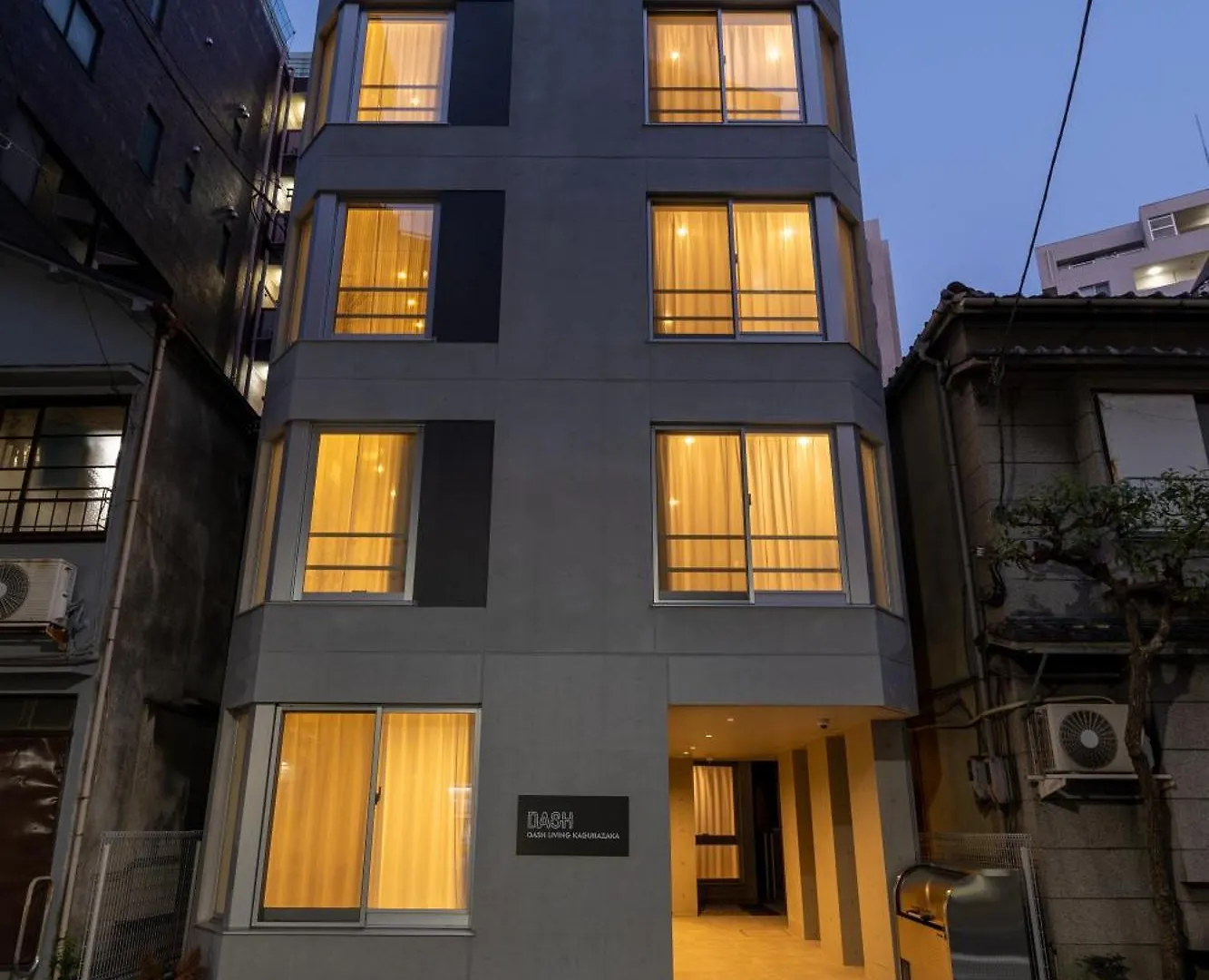 Dash Living Kagurazaka Tokyo Apartment